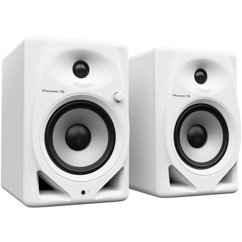 Monitores de estudio activos Pioneer DJ DM-50D vista pareja en ángulo en color blanco