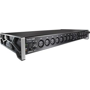 TASCAM US-16×08