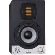 Monitor Activo Eve Audio SC204 vista frontal del monitor activo