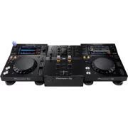 Mesa de mezclas Pioneer DJM 250MK2 en set con controladores digitales