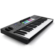 Teclado Midi USB Novation Launchkey 37 MK3 vista lateral teclado a la derecha