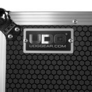Udg Flightcase NI Traktor Kontrol S4 MK3 BLACK PLUS (LAPTOP SHELF)