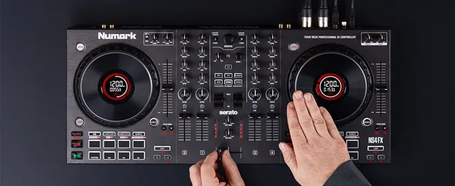 Controlador DJ profesional Numark NS4FX de 4 Decks