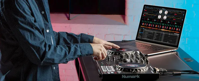 Controlador DJ profesional Numark NS4FX efectos DJ