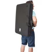 Maleta de transporte para DJ en compuesto EVA de la marca Walkasse modelo W-MCB790V2 vista sujeta a la espalda con las asas backpack