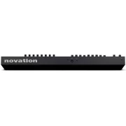 Teclado midi Novation LaunchKey 49 MK4 vista trasera conexiones