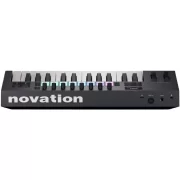 Teclado midi Novation Launchkey 25 MK4 vista trasera