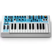 Sintetizador-Novation Bass Station II SWIFTY EDITION vista semi cenital.