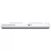 Teclado Midi Novation LAUNCHKEY 49MK4 en color blanco vista panel trasero de conexiones.